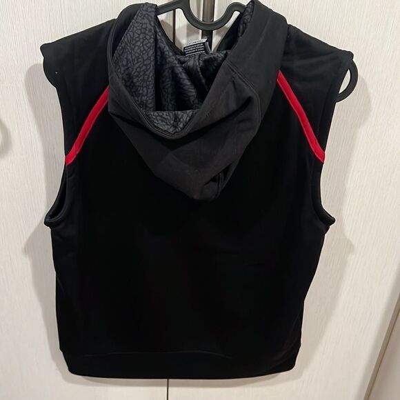 🎉1 hr sale 🎉Jordan sleeveless top - Picture 8 of 8